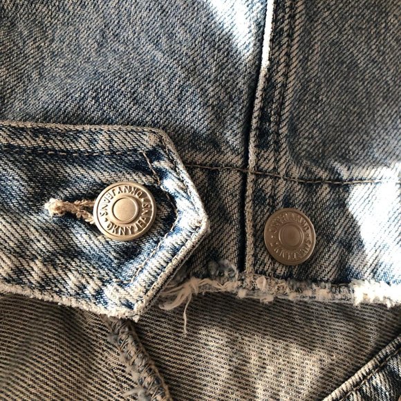 DKNY Vintage Denim Vest - Picture 4 of 4